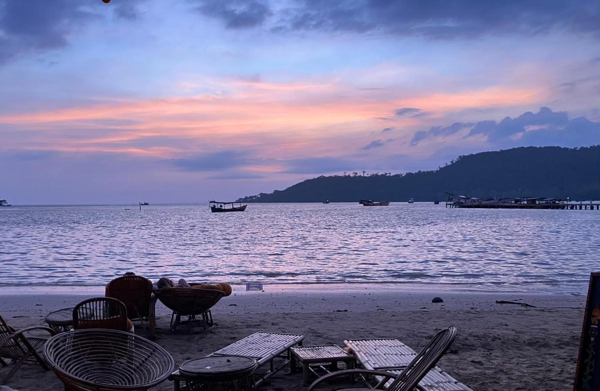Easy Tiger - M'Pai Bay Beach, Koh Rong Sanloem Exteriör bild